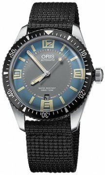 Buy this new Oris Divers Sixty-Five 40mm 01 733 7707 4065-07 5 20 24 mens watch for the discount price of £1,190.00. UK Retailer.